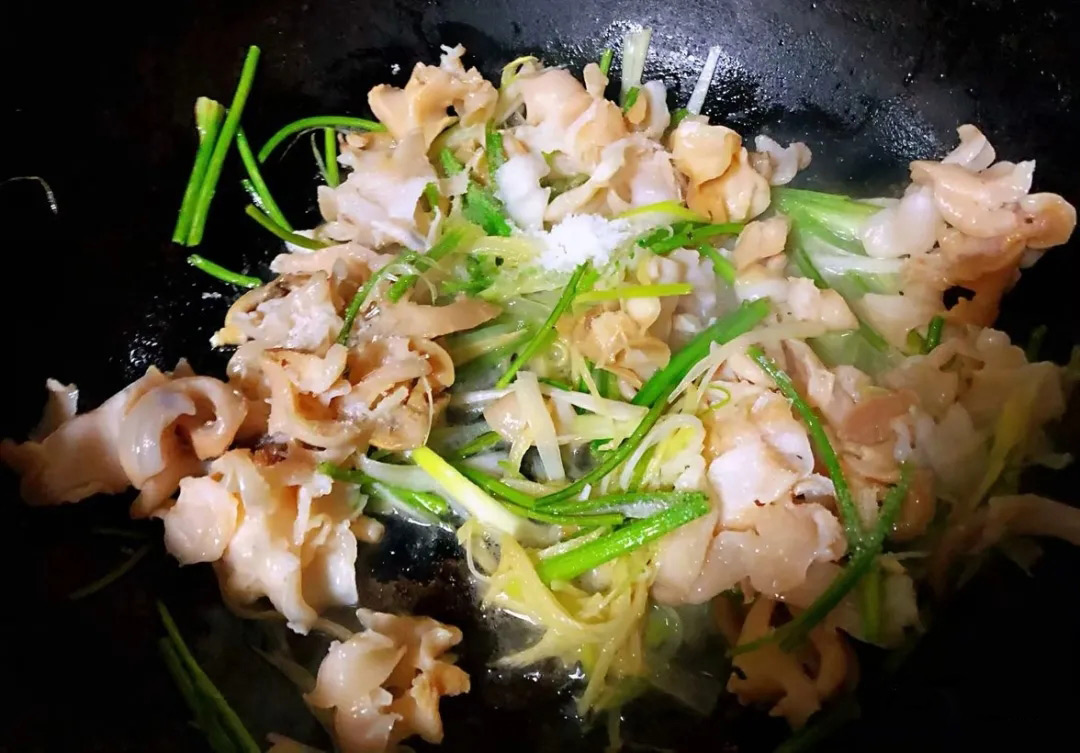 【蔥爆海螺片】做法|味道鮮美，營養(yǎng)充足，快試試動手制作吧